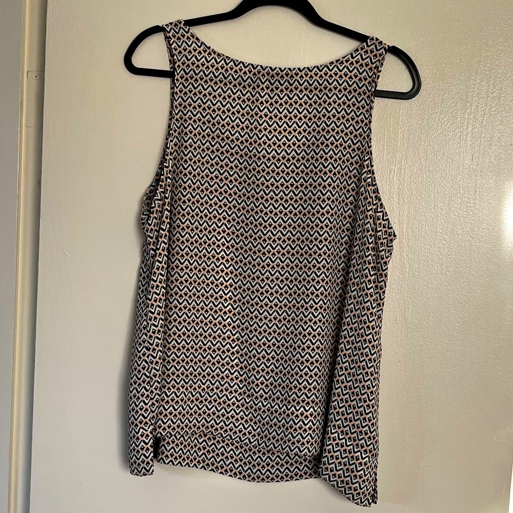 Tank top - Picture 2 of 3